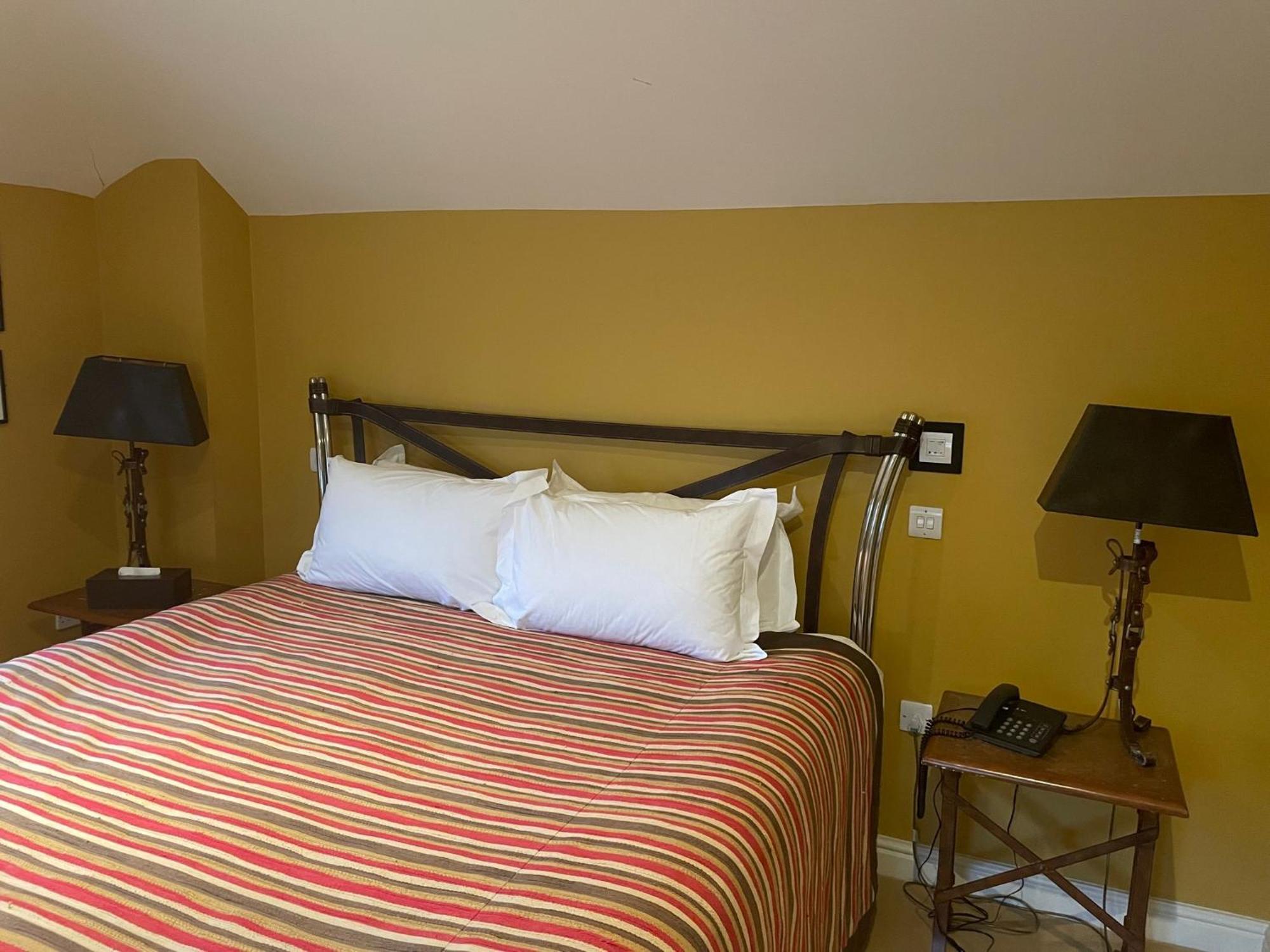The Crown, Bildeston Hotel Ngoại thất bức ảnh