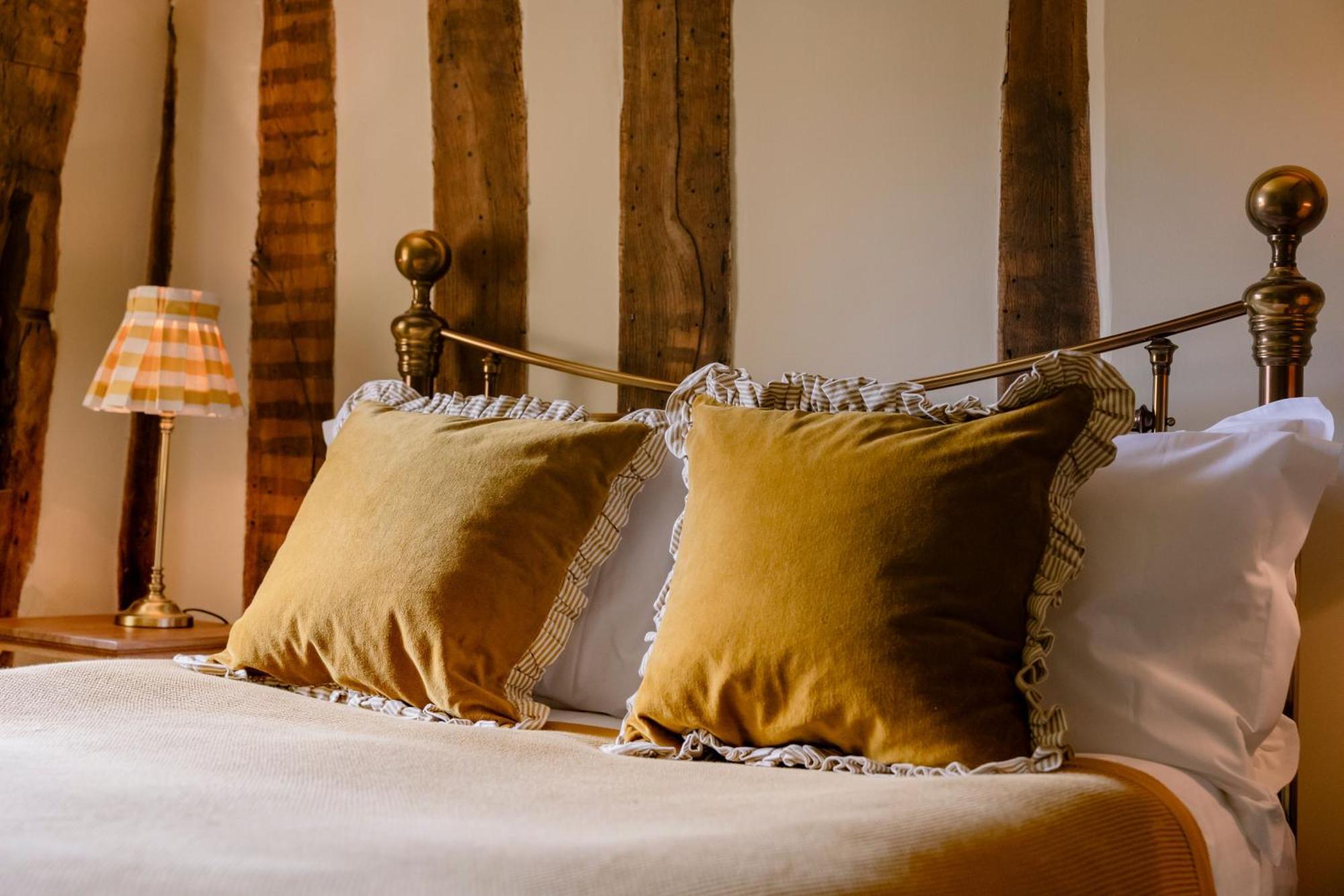 The Crown, Bildeston Hotel Ngoại thất bức ảnh